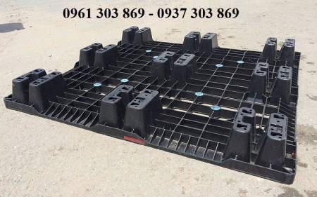 Pallet nhựa - Pallet Nhựa Gỗ Kim Mạnh Phát - Công Ty TNHH Nhựa Gỗ Kim Mạnh Phát